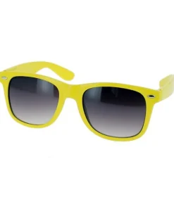 Lunettes de soleil à la Parisienne (couleurs)