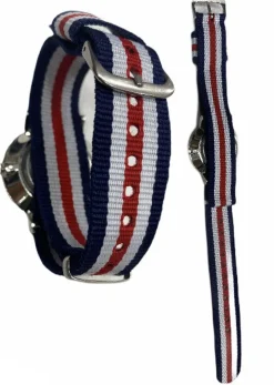 Montre Paris Tour Eiffel bracelet tricolore