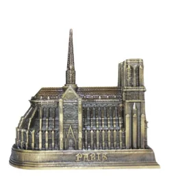 Monument Notre Dame bronze