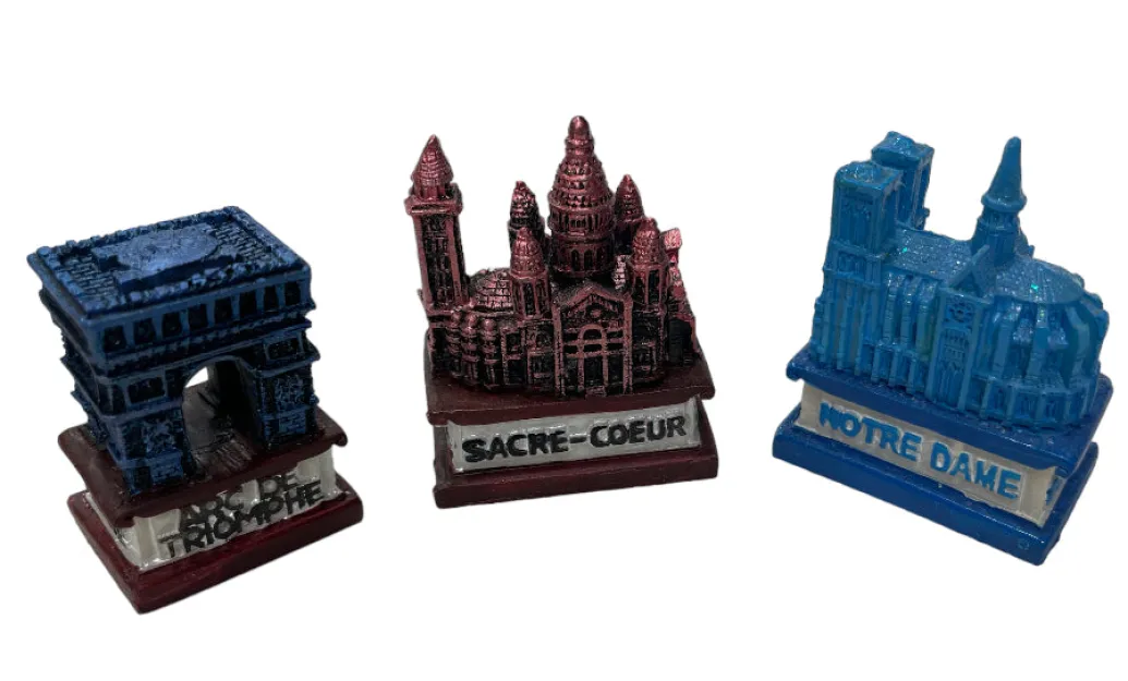3 monuments souvenirs de Paris