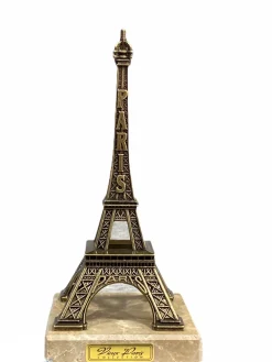Tour Eiffel métal sur marbre